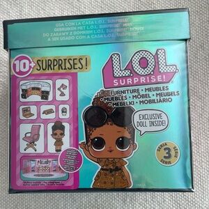 L.O.L Surprise! Furniture School Office Doll + 10 Surprises Sealed New